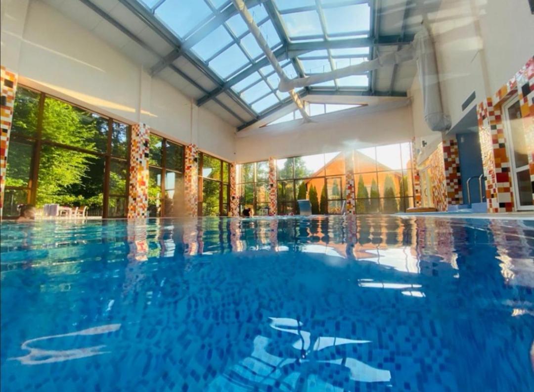Metropol Hotel Félixfürdő Kültér fotó
